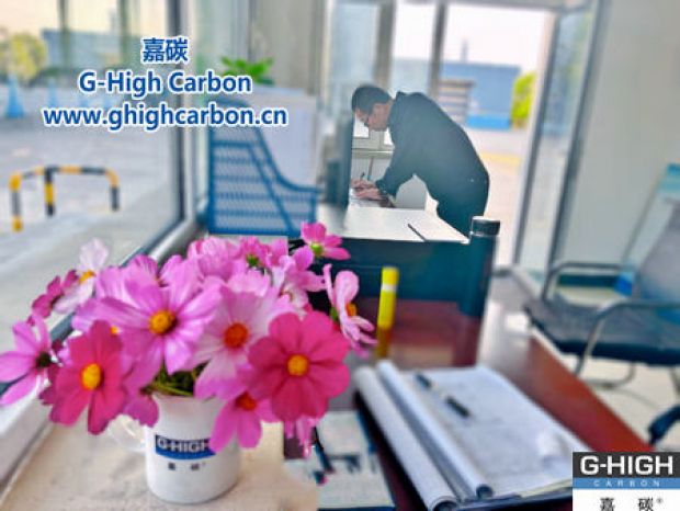 嘉碳員工巧手布置，辦公環(huán)境煥發(fā)新生